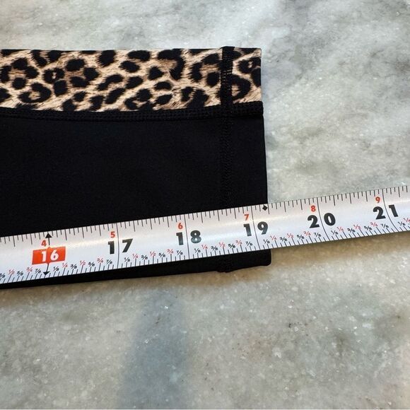 Zyia Active Leopard Print High Rise Leggings Size 6-8 - Picture 8 of 10